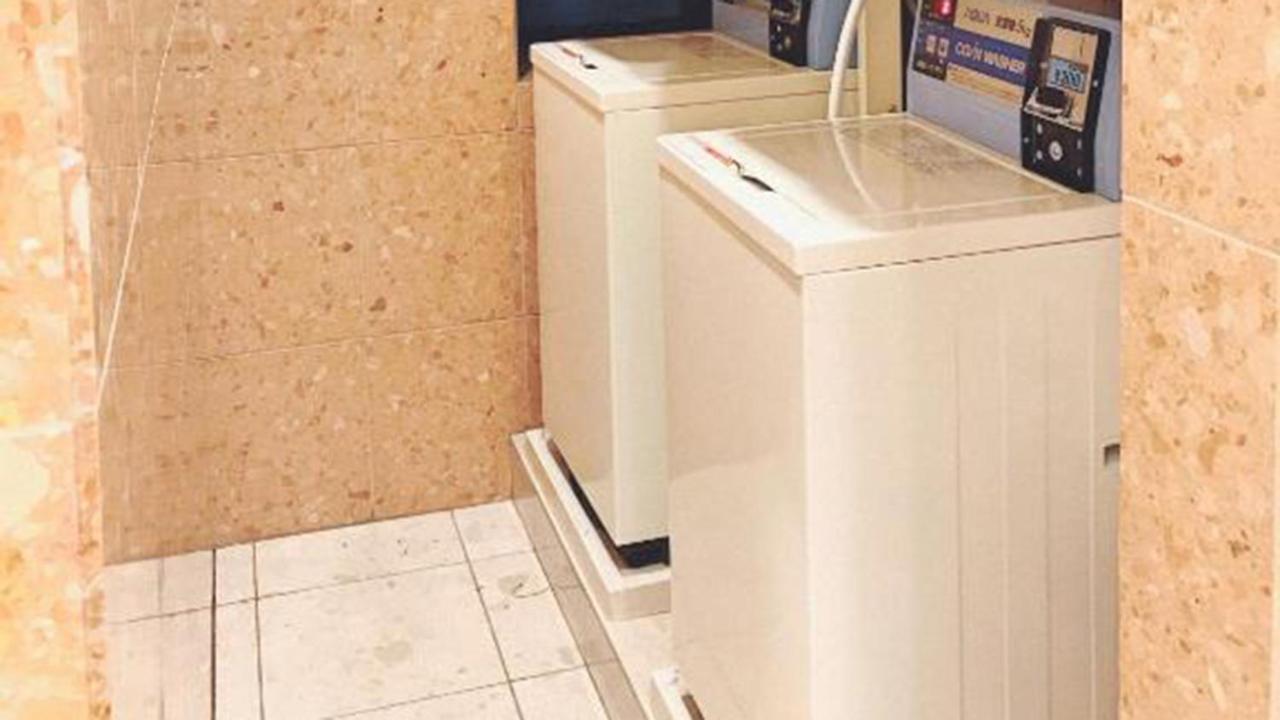 Toyoko Inn Osaka Shinsaibashi Nishi מראה חיצוני תמונה