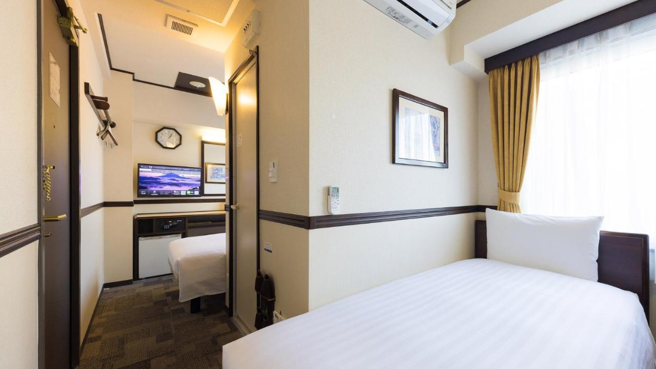Toyoko Inn Osaka Shinsaibashi Nishi מראה חיצוני תמונה