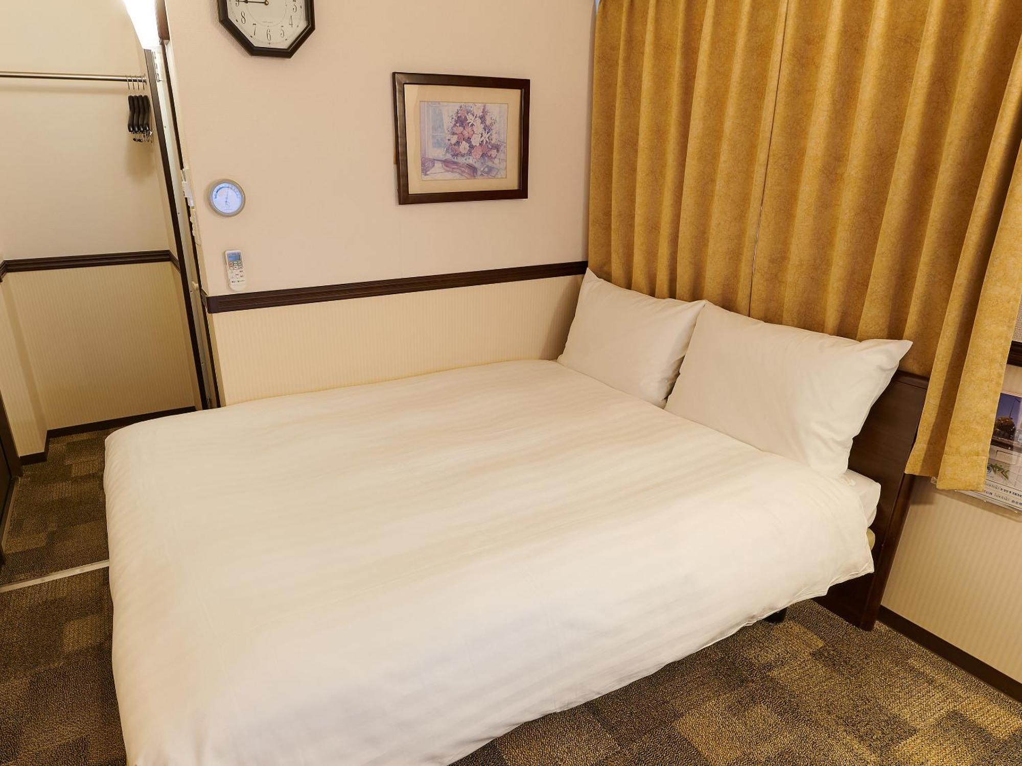 Toyoko Inn Osaka Shinsaibashi Nishi חדר תמונה